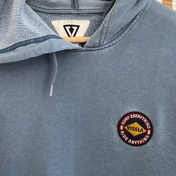 VISSLA Long Sleeve Blue Hoodie Pull Over Sweatshirt - Picture 2 of 7